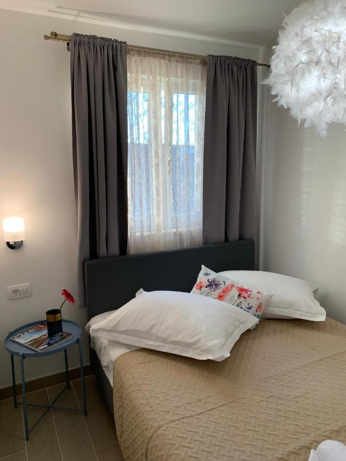 Apartman Onavi มาคาร์สกา ภายนอก รูปภาพ