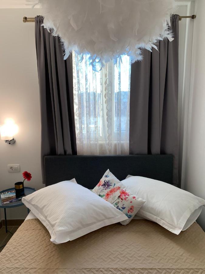 Apartman Onavi มาคาร์สกา ภายนอก รูปภาพ