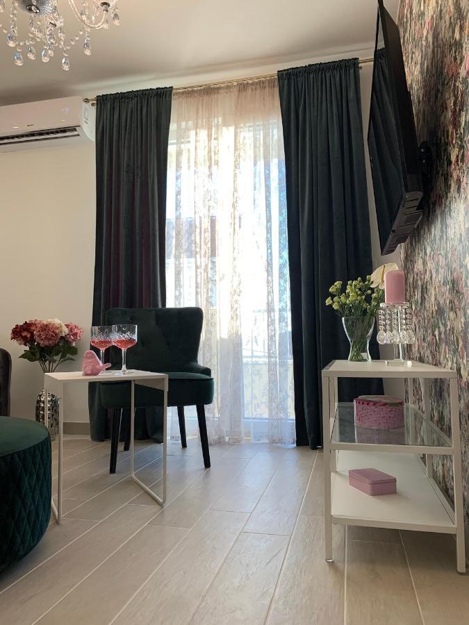 Apartman Onavi มาคาร์สกา ภายนอก รูปภาพ