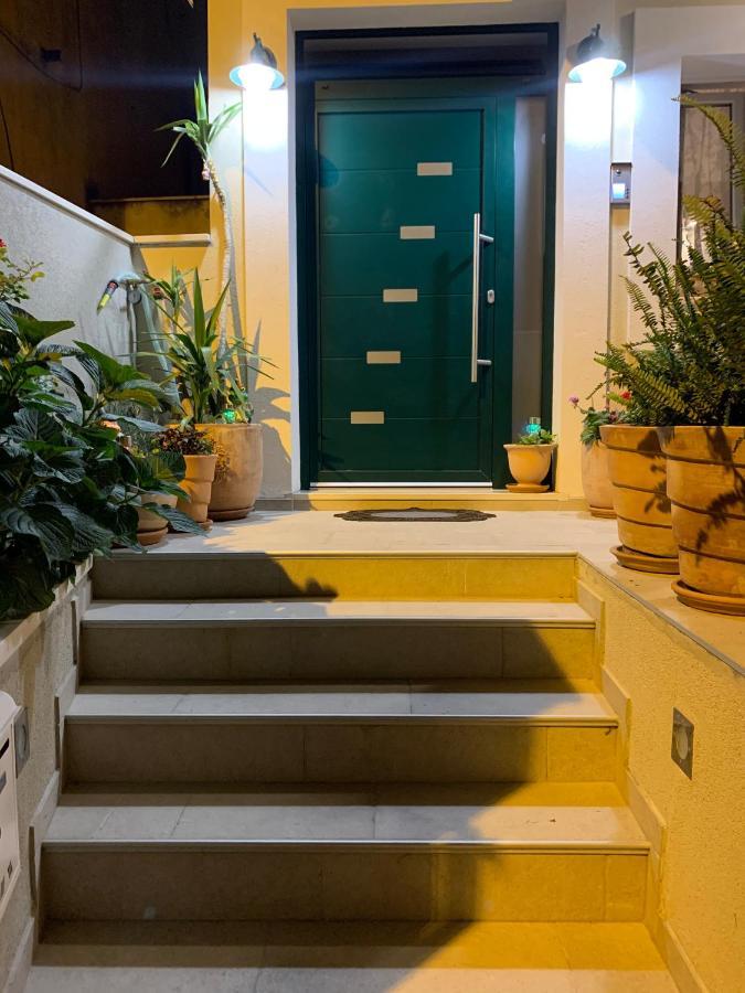 Apartman Onavi มาคาร์สกา ภายนอก รูปภาพ