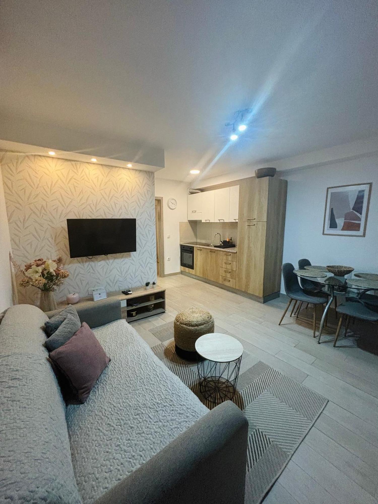 Apartman Onavi มาคาร์สกา ภายนอก รูปภาพ