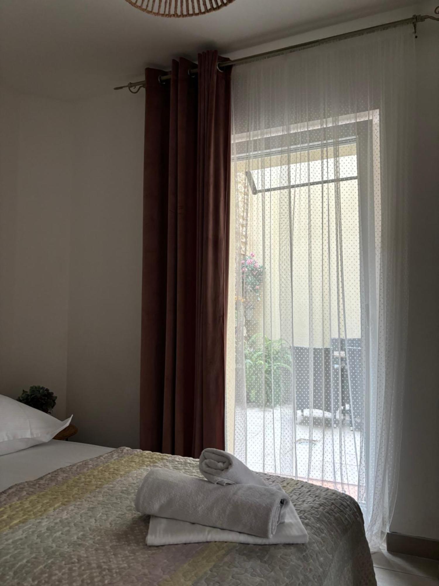 Apartman Onavi มาคาร์สกา ภายนอก รูปภาพ